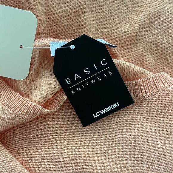 LC Waikiki blouse NWT  - Picture 7 of 7